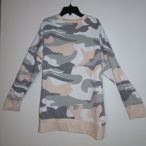 camo pull over
